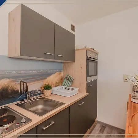 Bungalow Gelb Tatil Evi Uckeritz